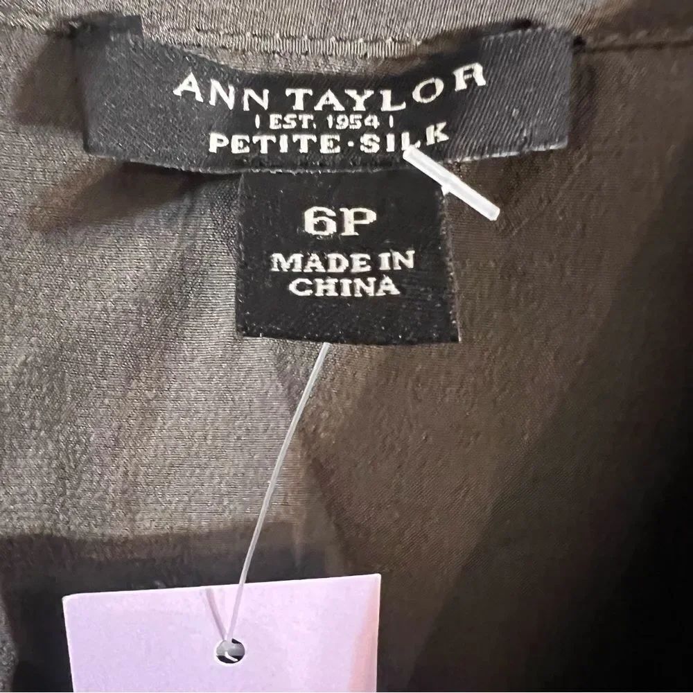 NWT Ann Taylor Silk Sleeveless Tie-Front Blouse - Dark Olive - Picture 3 of 3